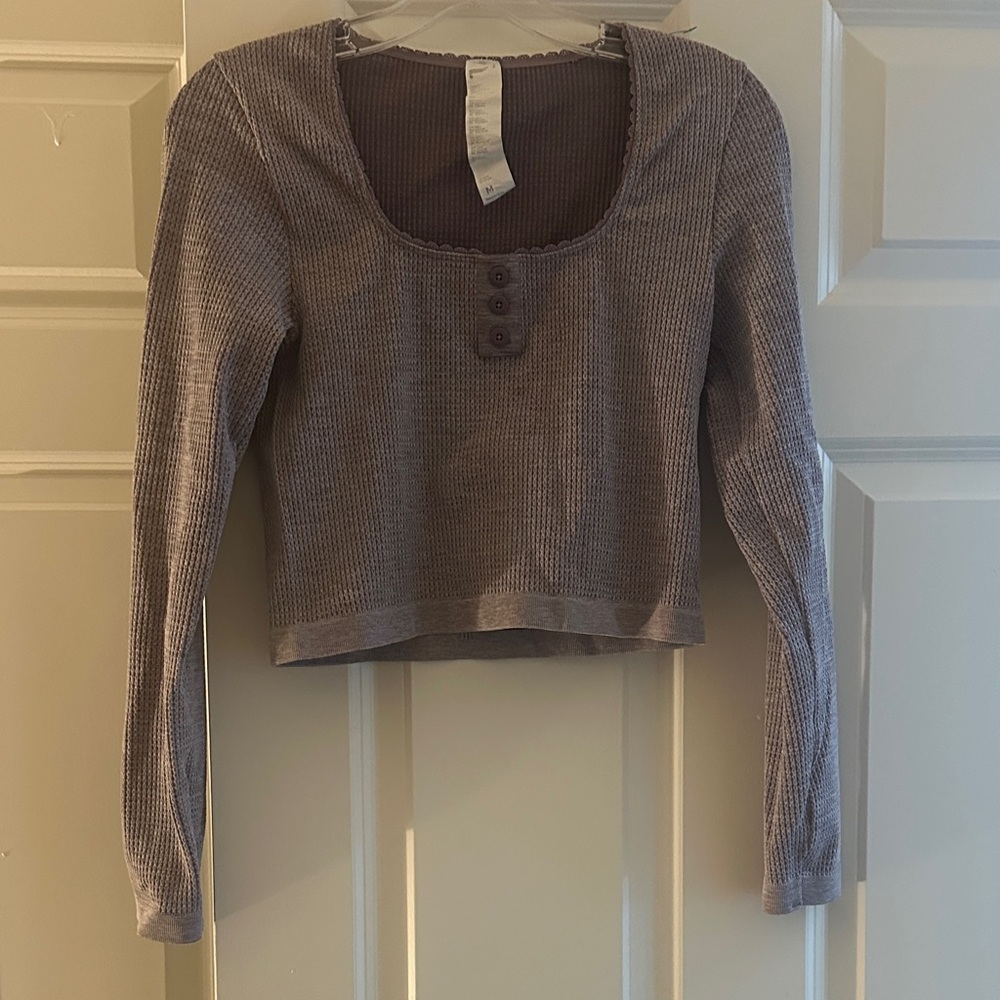 Fabletics Lavender Buttoned Crop Top